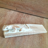 Butée de porte en bois sculpté à la main - Gecko