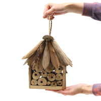 Boîte à insectes et abeilles en bois flotté