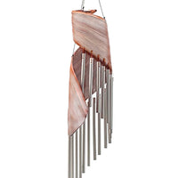 Handgefertigtes Windspiel aus Kokosnussblättern – weiß getüncht