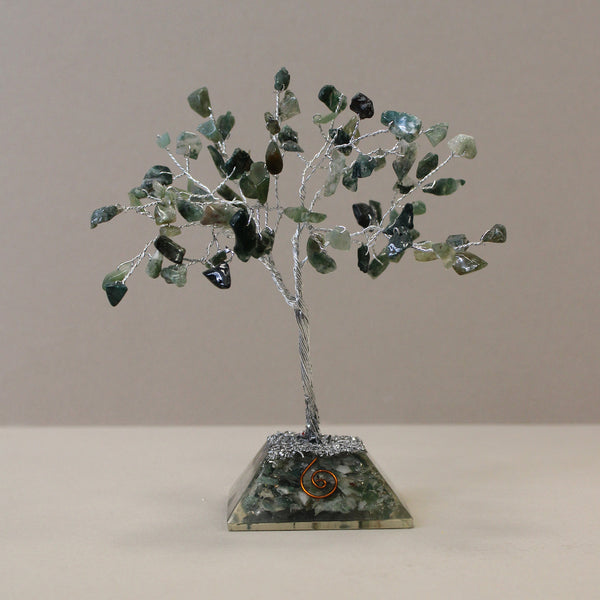 Edelsteinbaum mit Organitbasis – Moosachat – 80 Steine