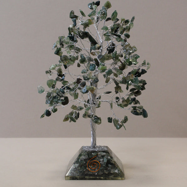 Edelsteinbaum mit Organitbasis – Moosachat – 320 Stein