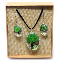 Gepresster Blumenschmuck – Baum des Lebens – Set aus Halskette und Ohrringen – Grün
