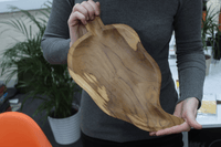 Handgeschnitzte Wurzelschale aus Teakholz – blattförmige Schale – 35 cm